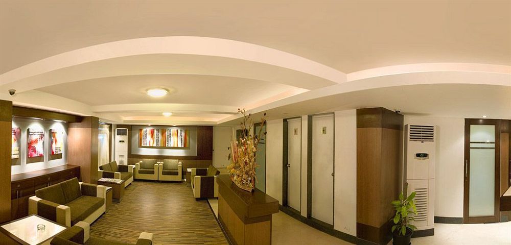 Kapila Business Hotel Pune Exterior foto